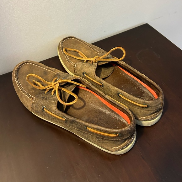 Sperry Boat Shoes - Picture 3 of 4